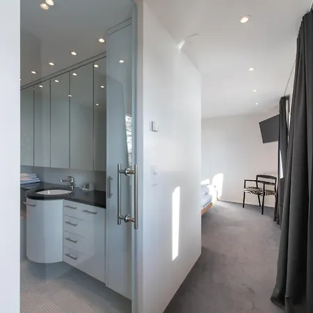 Silence Apartment